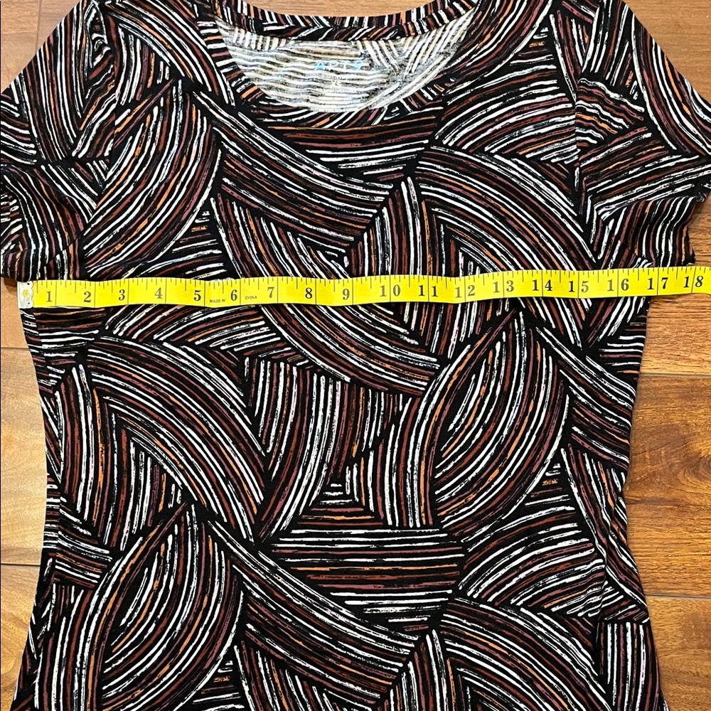 Apt. 9 Black and White Swirl Tee Size X-Small - Picture 5 of 8